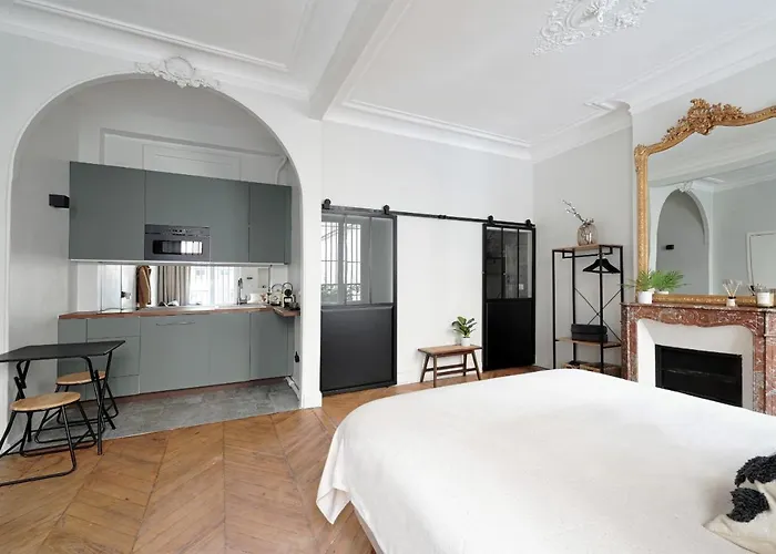 Apartman Quartier Champs Elysees 2 Free Netflix *